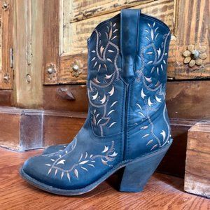 Dingo Embroidered Leather Western Cowboy Boots